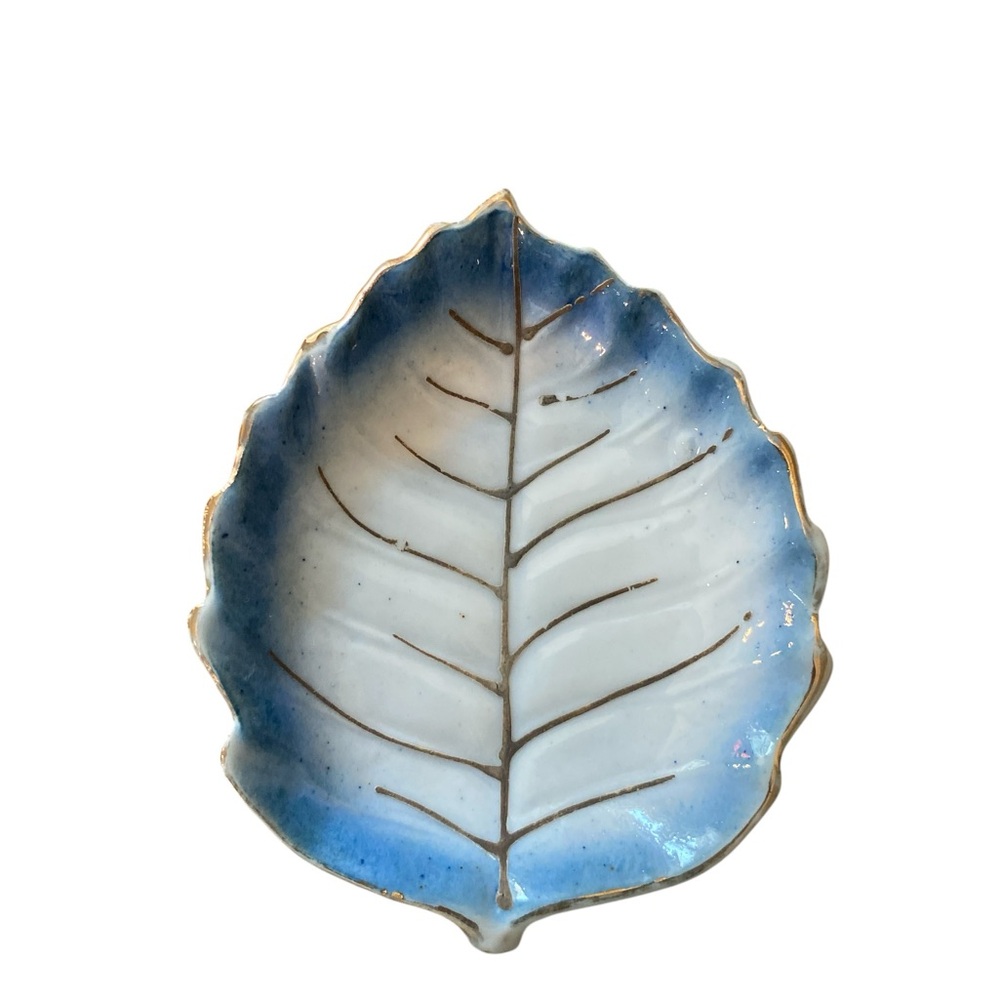 One Vintage Japan Blue & White w/ Gold Leaf-Shaped Vintage Dish or Trinket - Picture 4 of 11